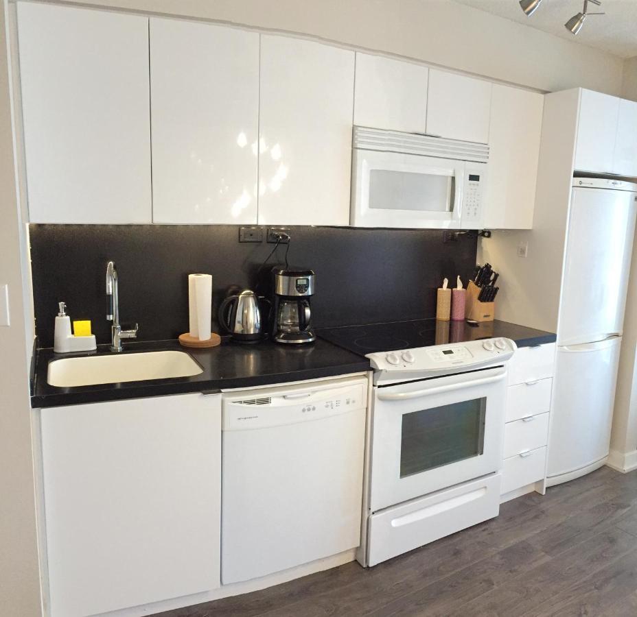 Stylish And Bright 2Br Condo In The Heart Of Downtown Toronto Ngoại thất bức ảnh